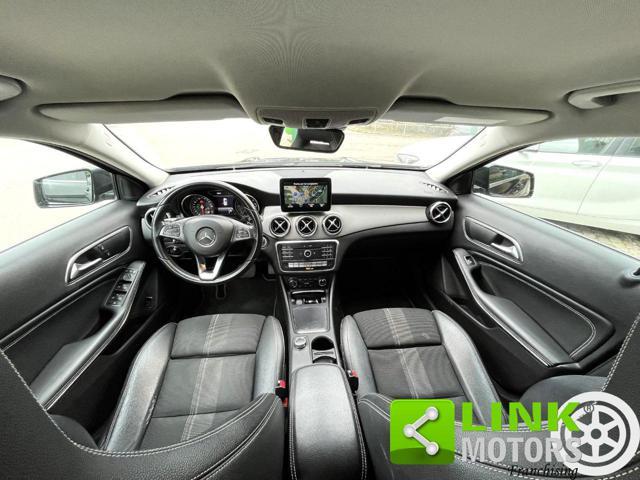 MERCEDES-BENZ GLA 220 d Automatic 4Matic Premium