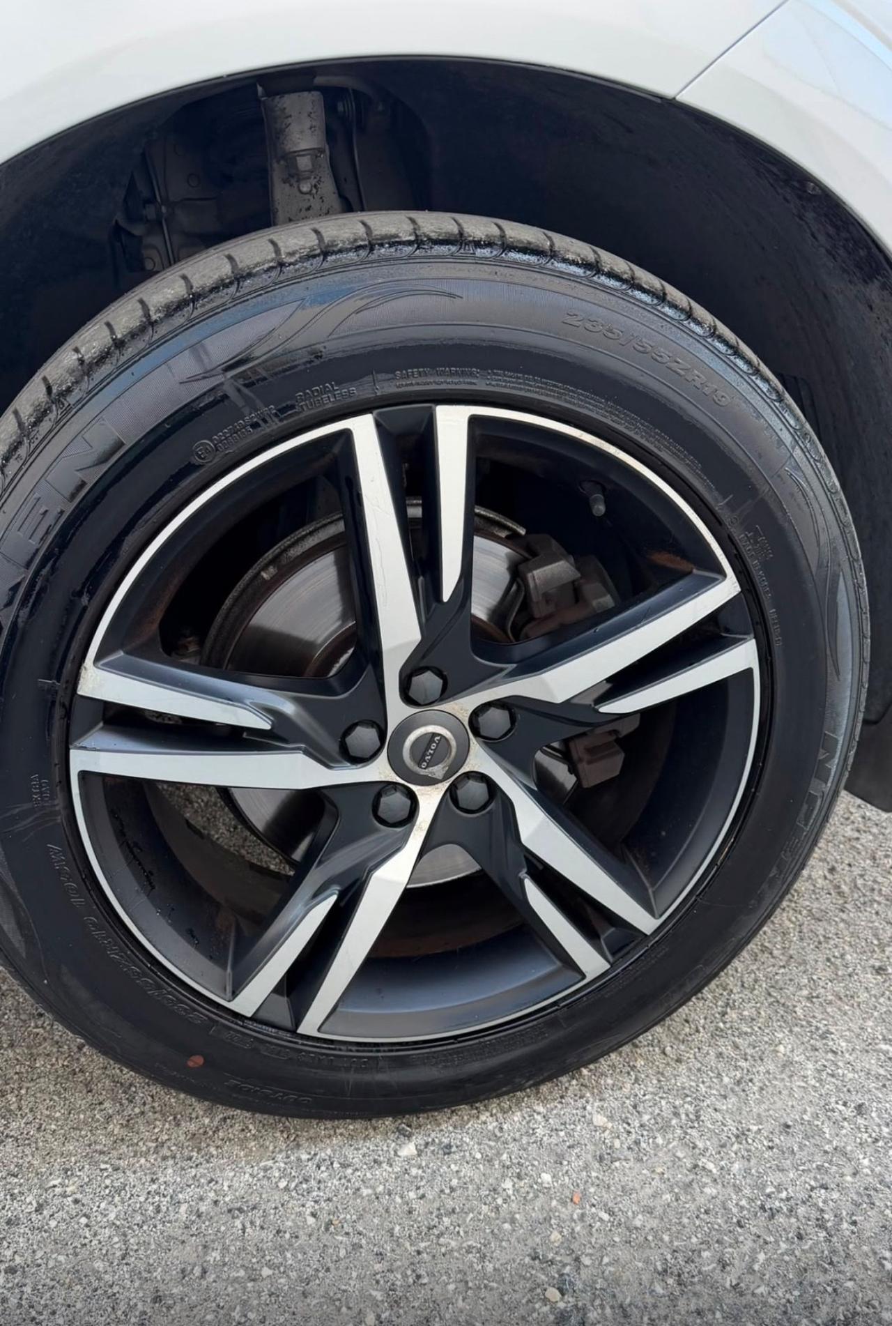 Volvo XC 60 XC60 D4 AWD R-design