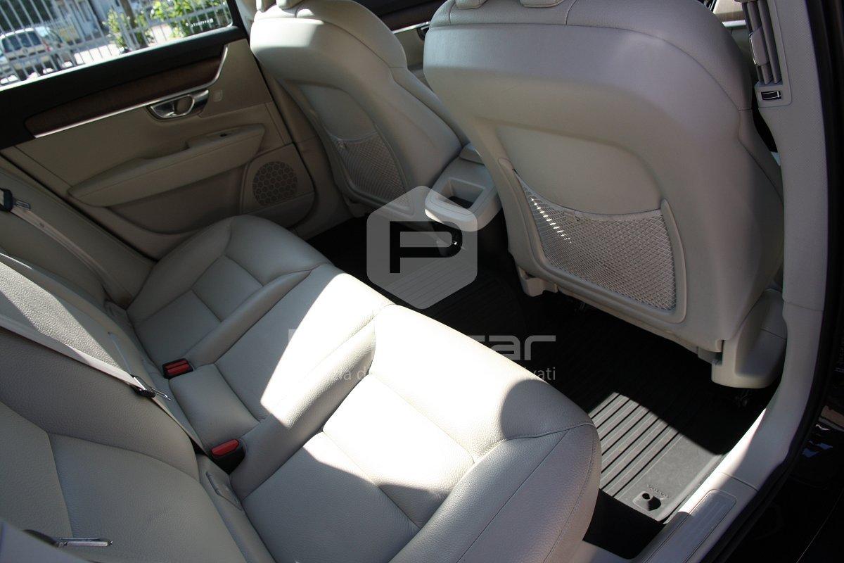 VOLVO V90 Cross Country B4 (d) AWD automatico Plus