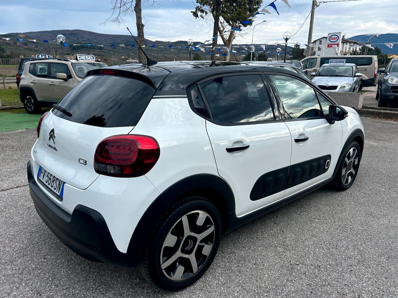 " UNA CHICCA " Citroen C3 PureTech EAT6 ELLE s