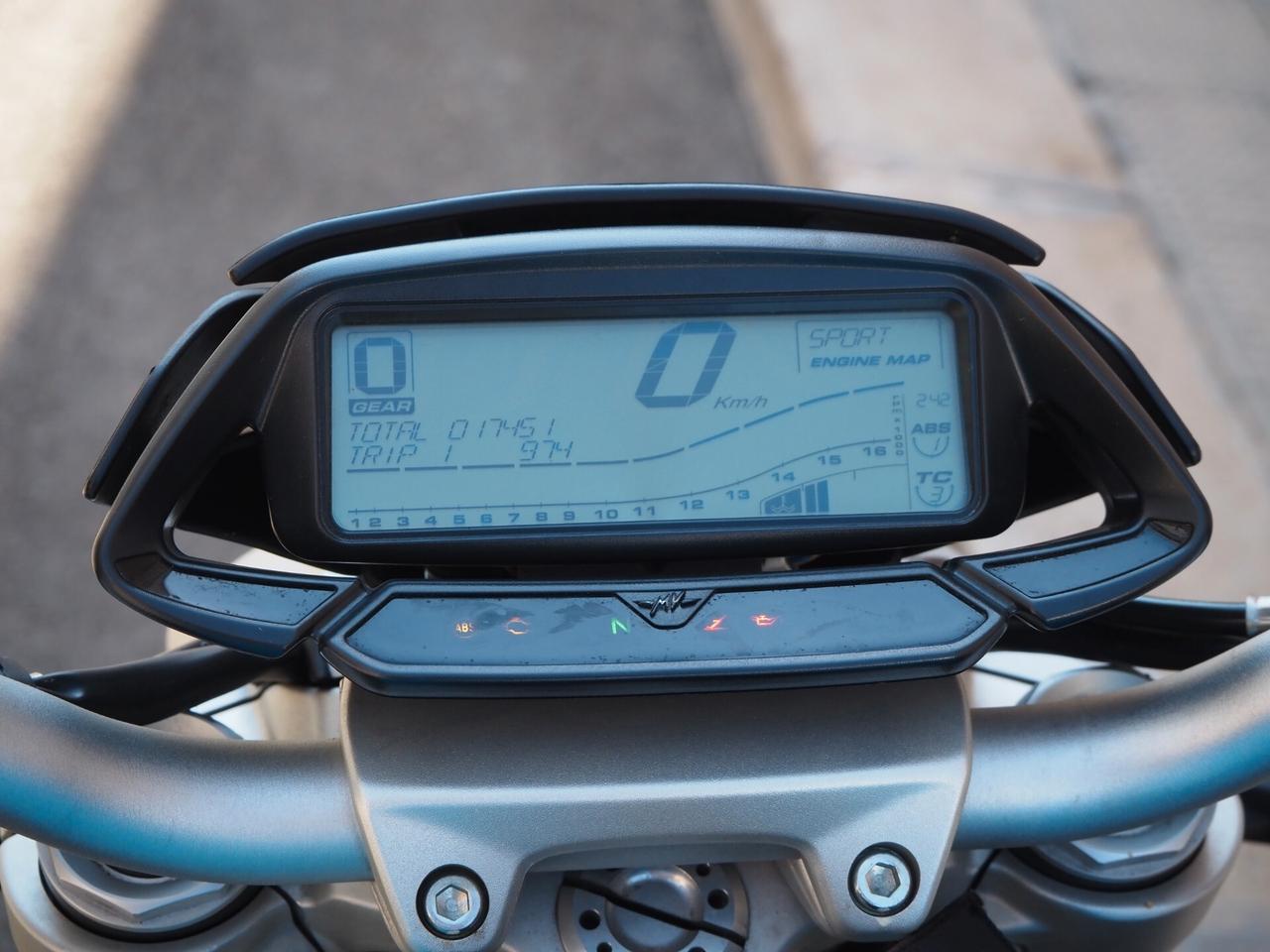 Mv Agusta Brutale 800