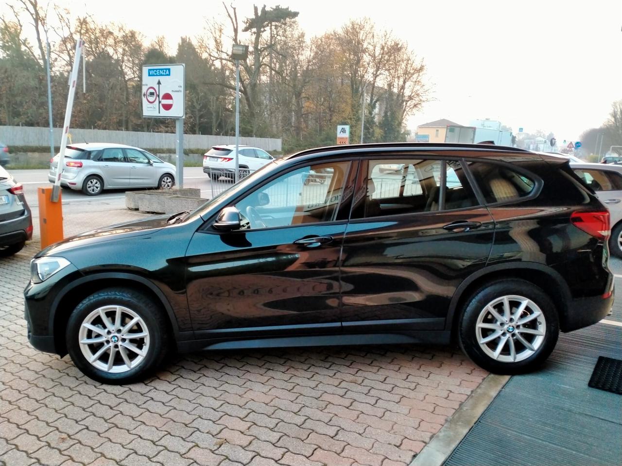 BMW X1 SDRIVE18D BUSINESS ADVANTAGE STEPTRONIC LED/ANTIFURTO