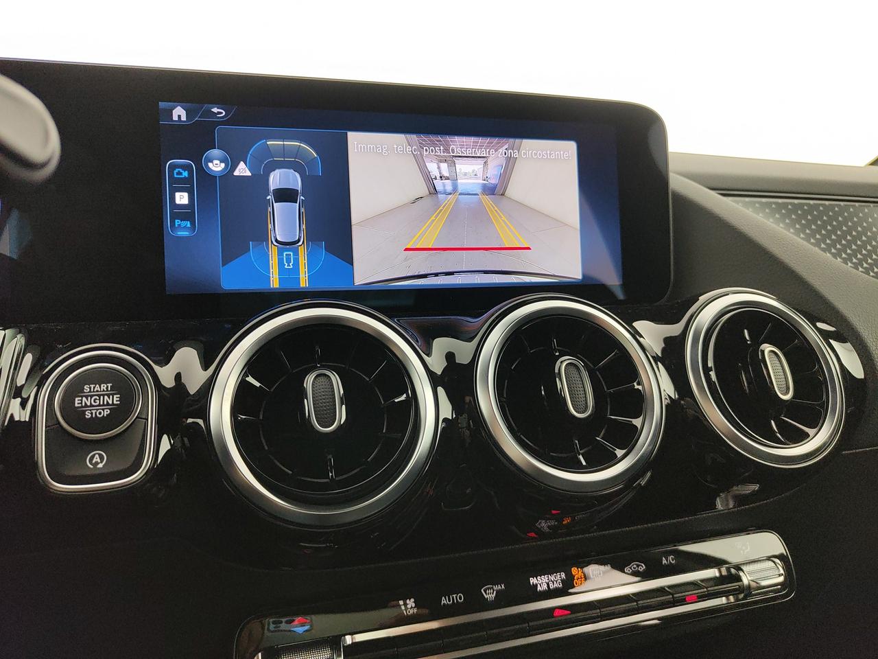 Mercedes-Benz GLA 180