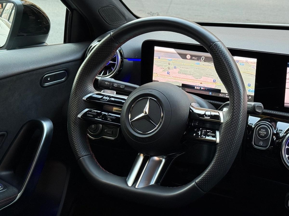 New Mercedes Classe A 180d Premium AMG Night Edition 116CV