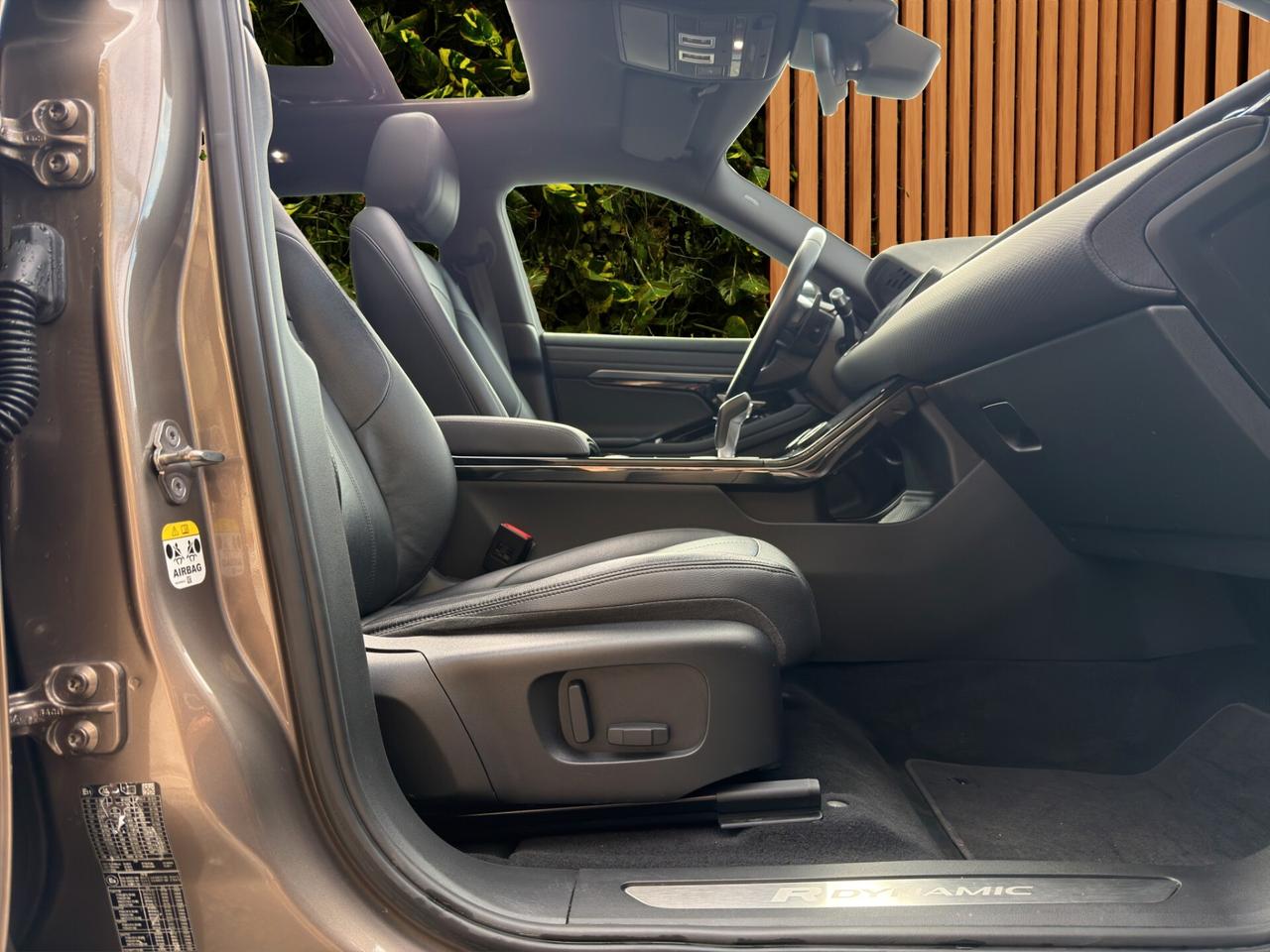 Land Rover Range Evoque 2.0D I4 180 CV AWD Auto R-Dynamic HSE