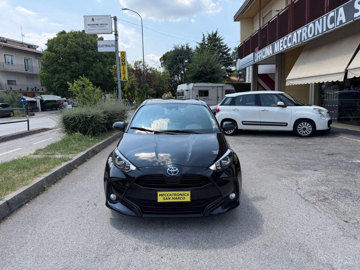 TOYOTA - Yaris - 1.5 Hybrid 5p. E-CVT Active