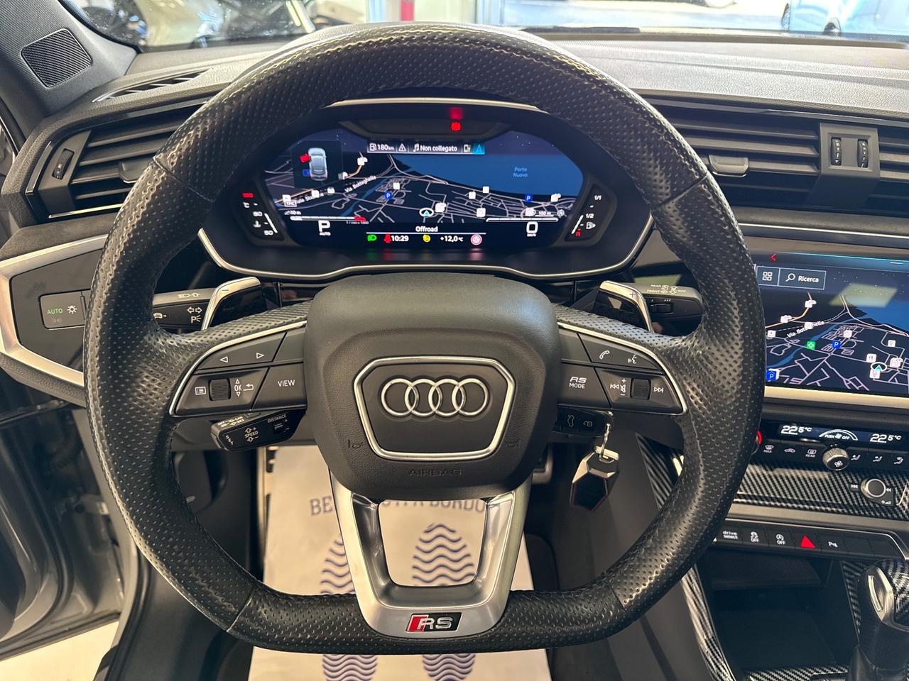 Audi Q3 RS quattro S tronic