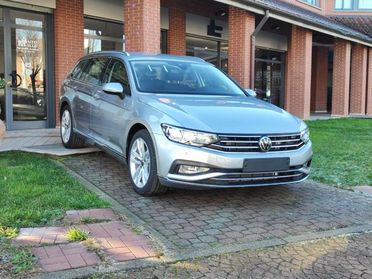 VOLKSWAGEN Passat Variant 1.5 TSI ACT DSG Business