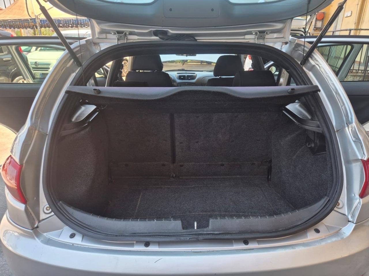 Alfa Romeo 147 1.9 JTD M-JET 16V 5 porte Q2