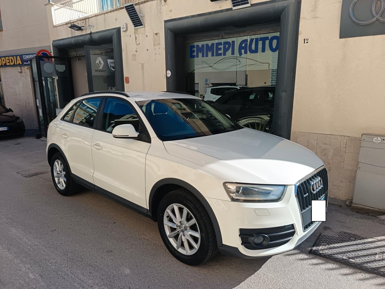 Audi Q3 2.0 TDI 140cv Business
