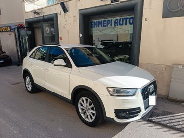 Audi Q3 2.0 TDI 140cv Business