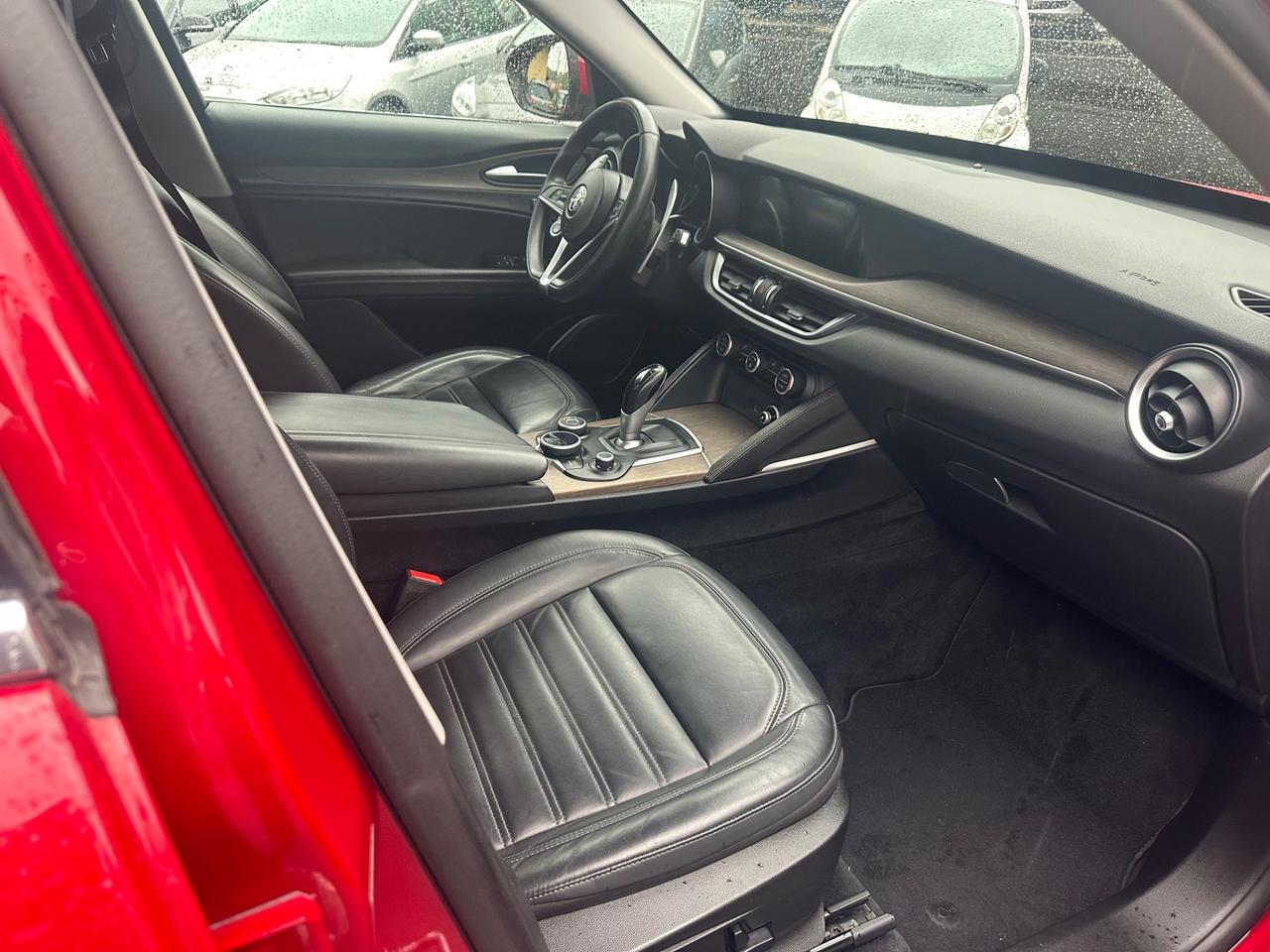 Alfa Romeo Stelvio 2.0 Turbo 280 CV AT8 Q4 Super