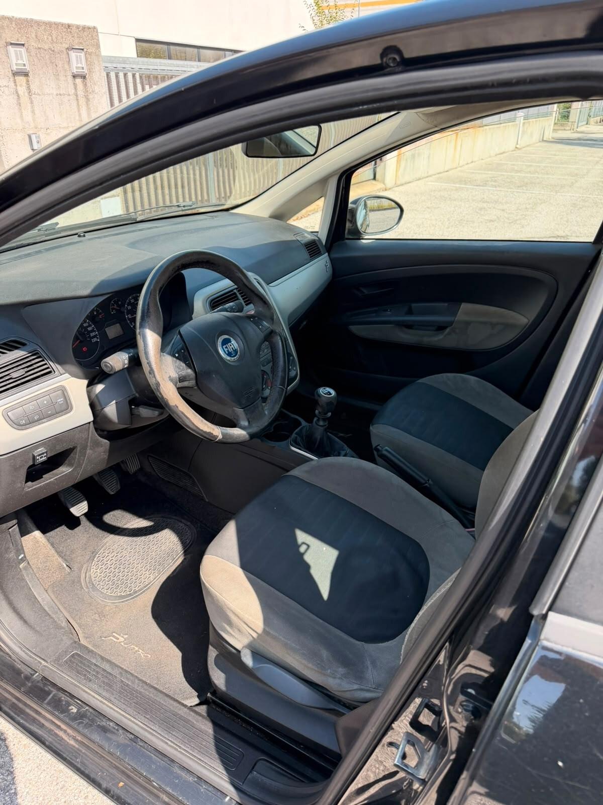 FIAT GRANDE PUNTO 1.2 GPL FINO 2028 - NEOPATENTE
