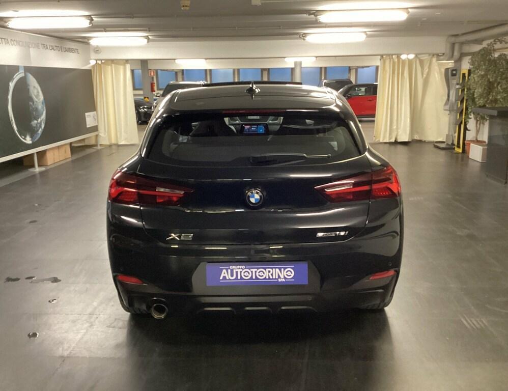 BMW X2 18 i M Mesh Edition sDrive Steptronic