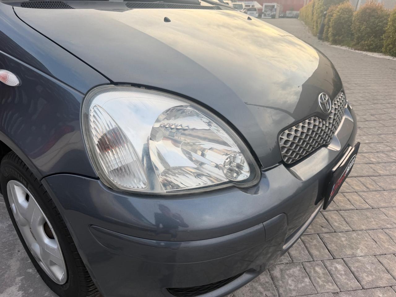 Toyota Yaris 1.0i 16V cat 5 porte Sol Blue