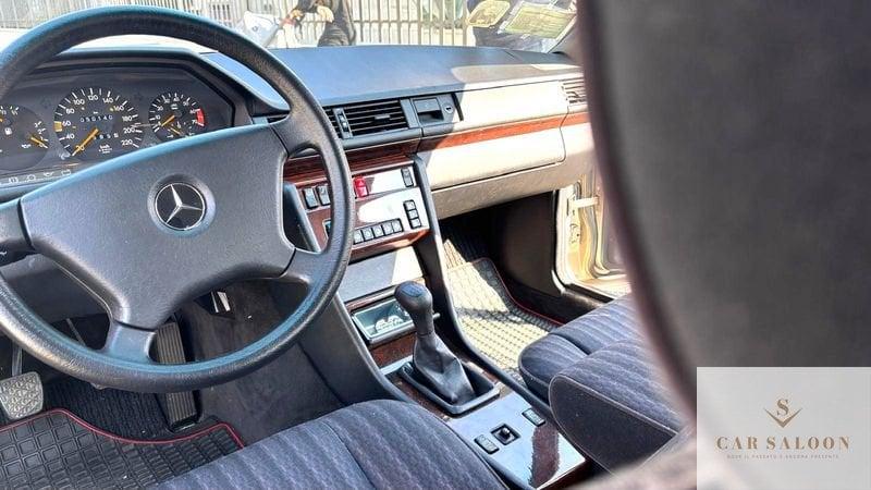 Mercedes-Benz Serie 200-320 200 E - 50.000 km COME NUOVA! UNICO PROPRIETARIO!
