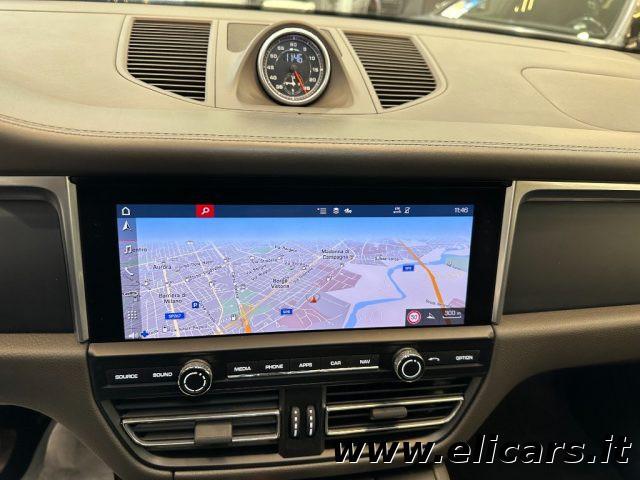 PORSCHE Macan 2.0