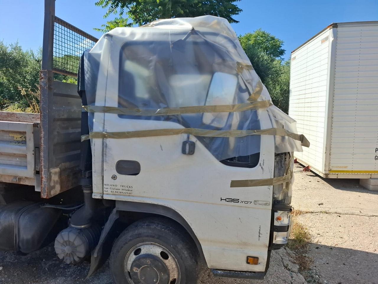 ISUZU RIBALTABILE 3.0 DIESEL SINISTRATO