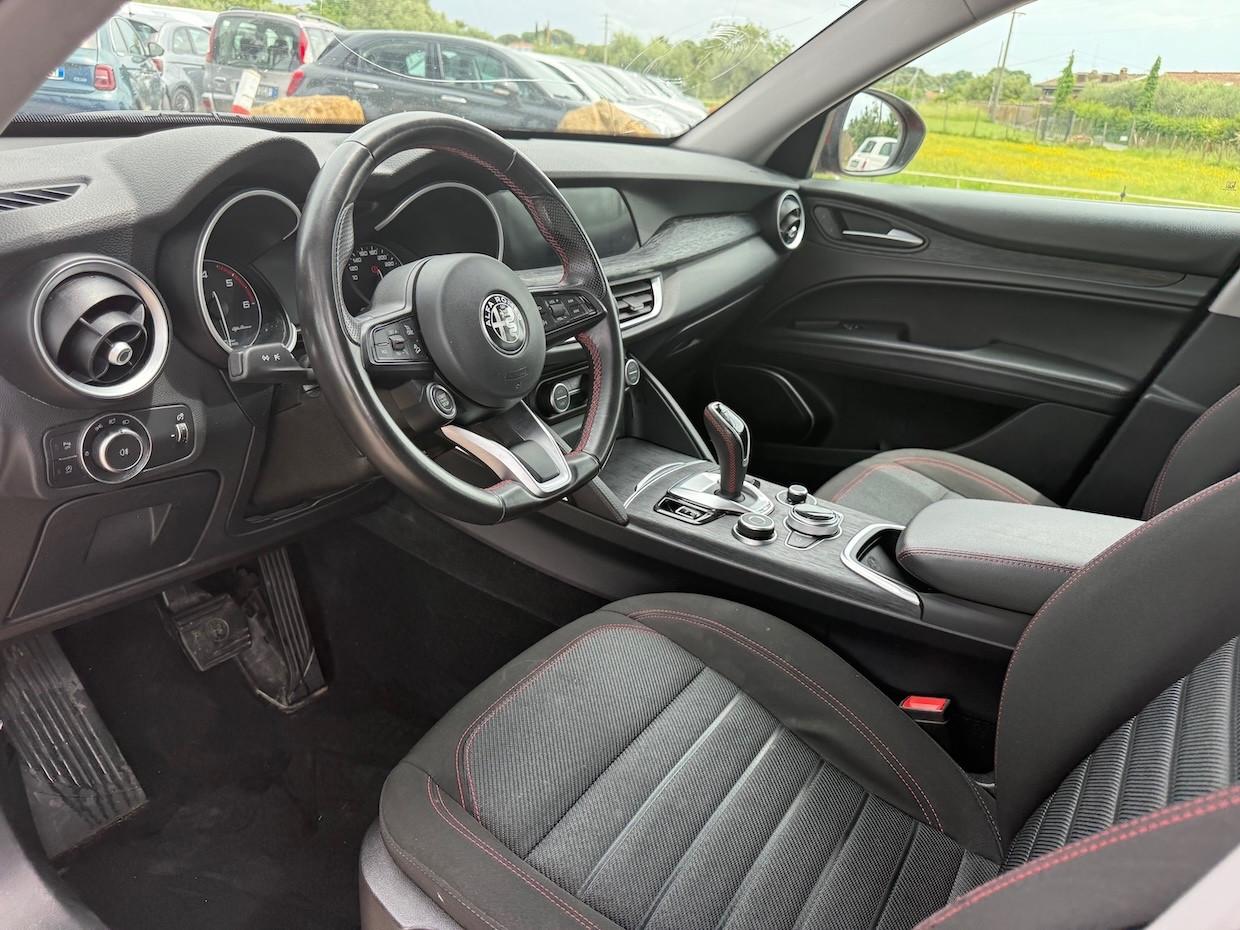 Alfa Romeo Stelvio 2.2 Turbodiesel 160 CV AT8 RWD Rosso Edizione