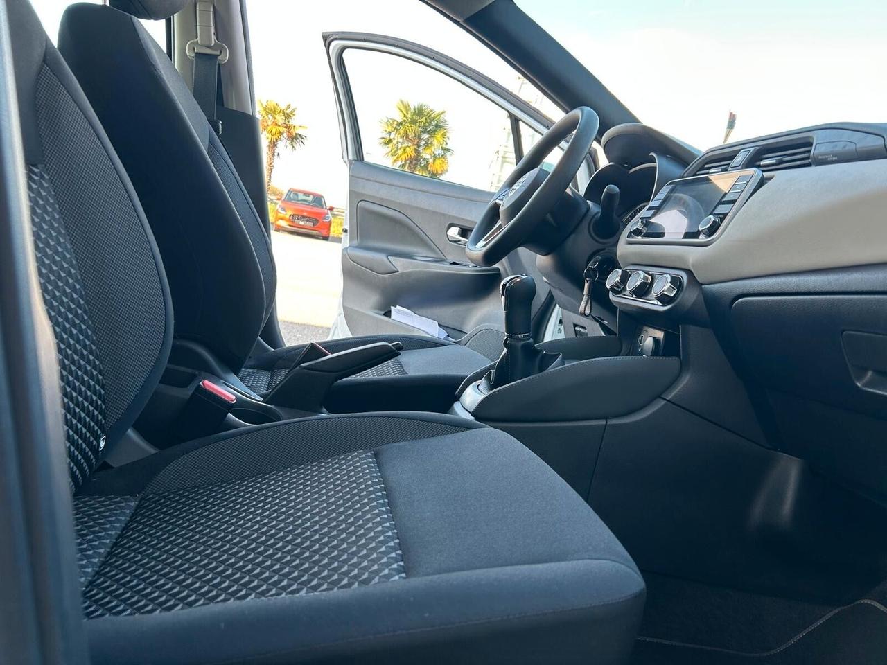 Nissan Micra ACENTA 1.0 IG-T 92 5 porte 13000 KM