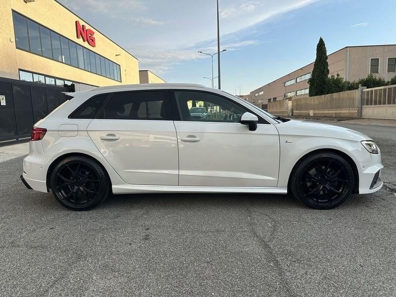 Audi A3 2.0 Sportback TDI quattro S tronic S-line