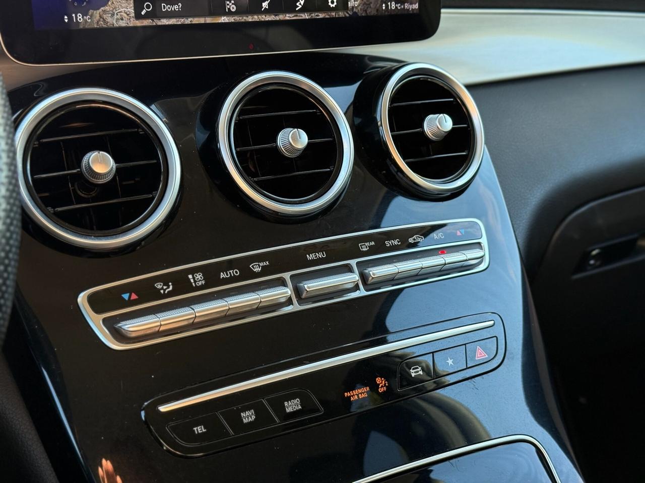 MERCEDES GLC 200d 2021 AMG - Night Edition