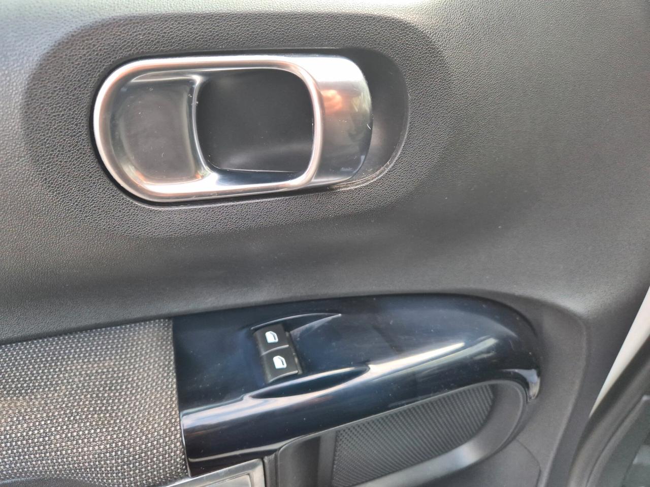 Citroen C4 Cactus BlueHDi 100 Shine