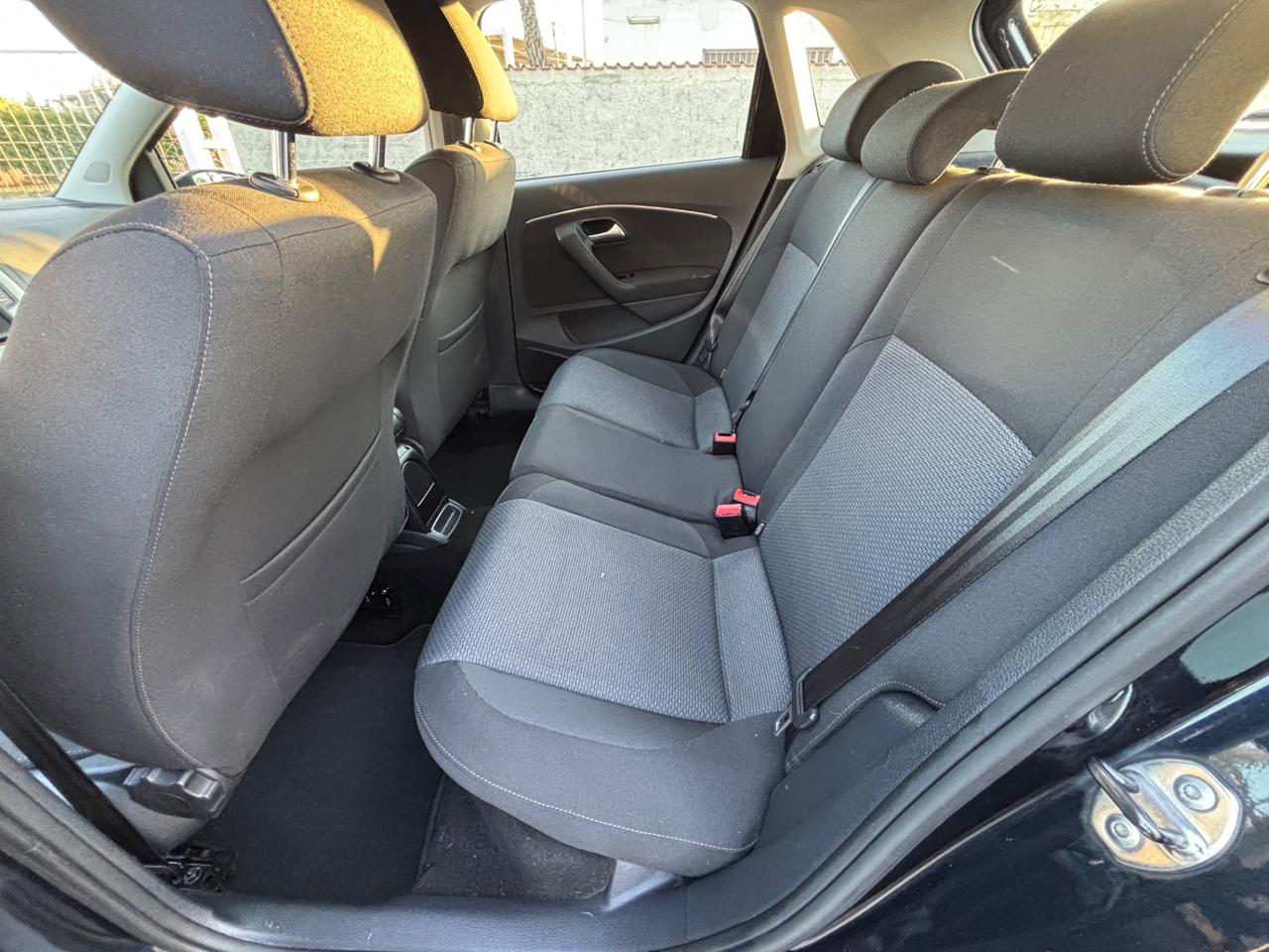 VW POLO 1.4TDI 90CV FULL OPTIONAL