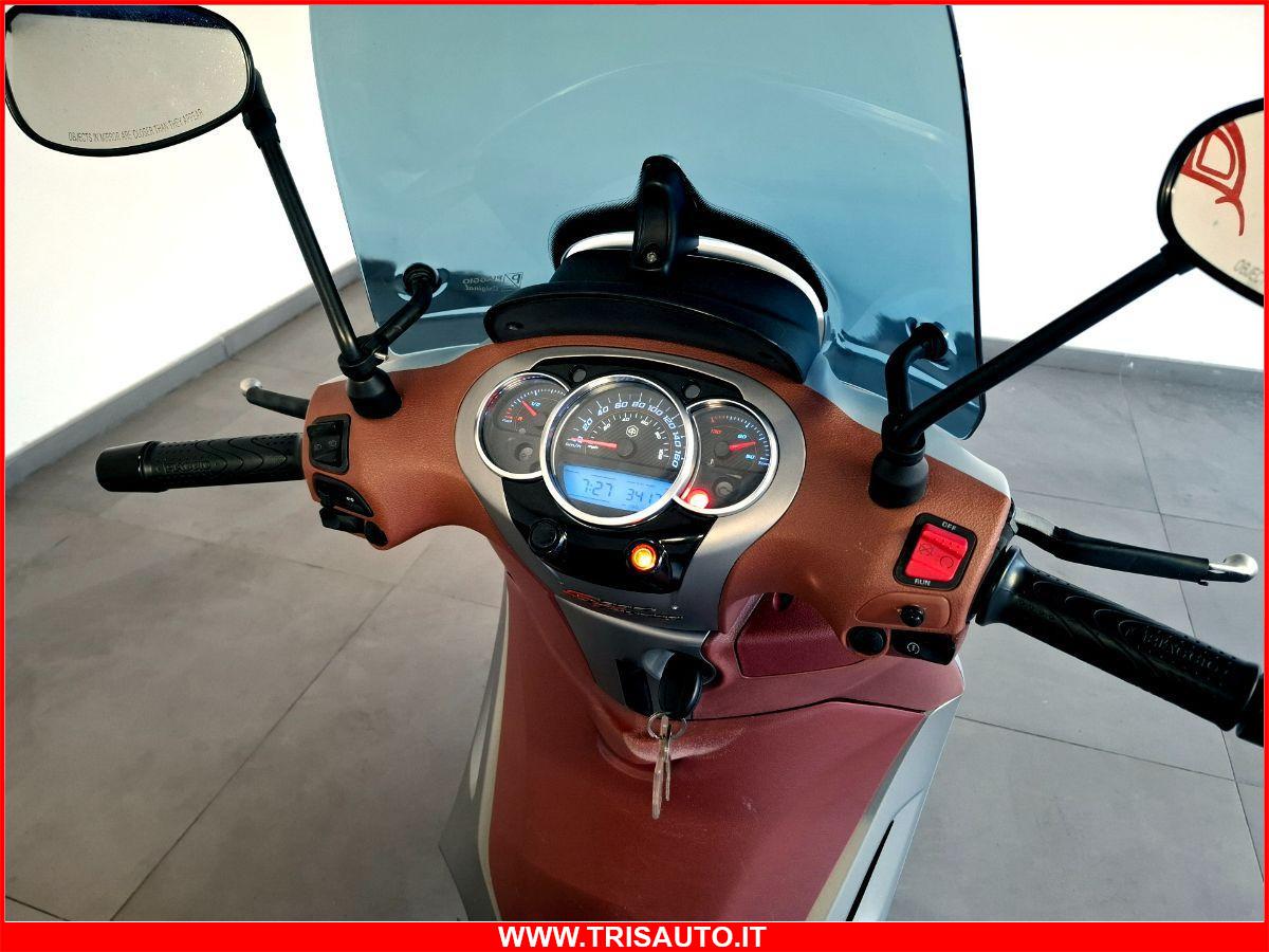 Piaggio Beverly 350 SportTouring