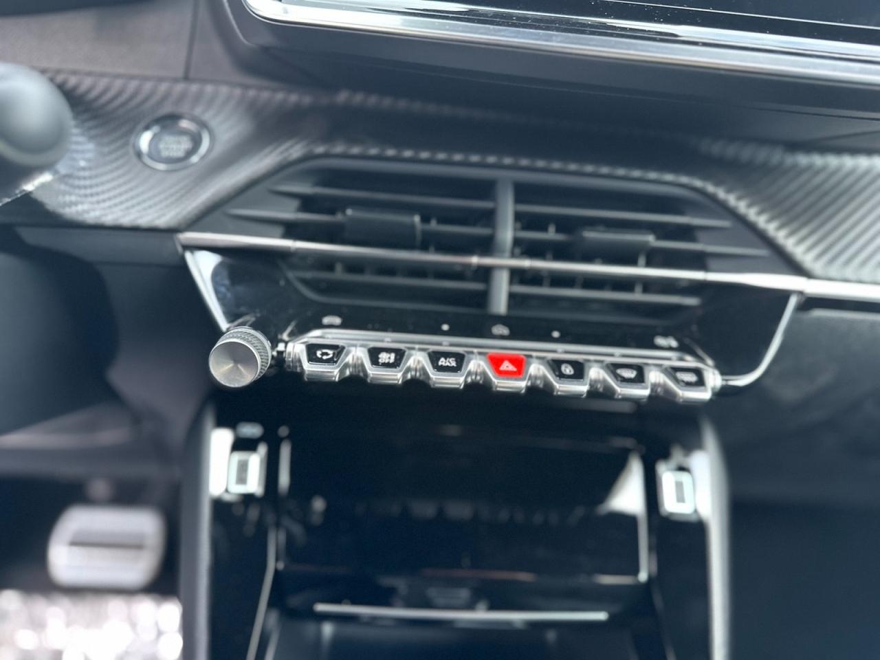 PEUGEOT 208 II 2023 - 208 1.2 hybrid GT 145cv e-dcs 6
