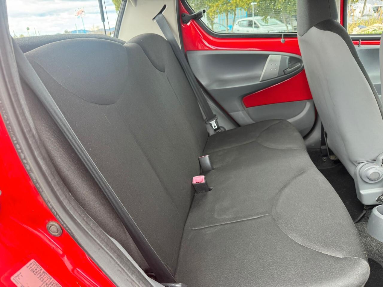 Toyota Aygo 1.0 Benz 5porte 11 SOLO 118.000 KM