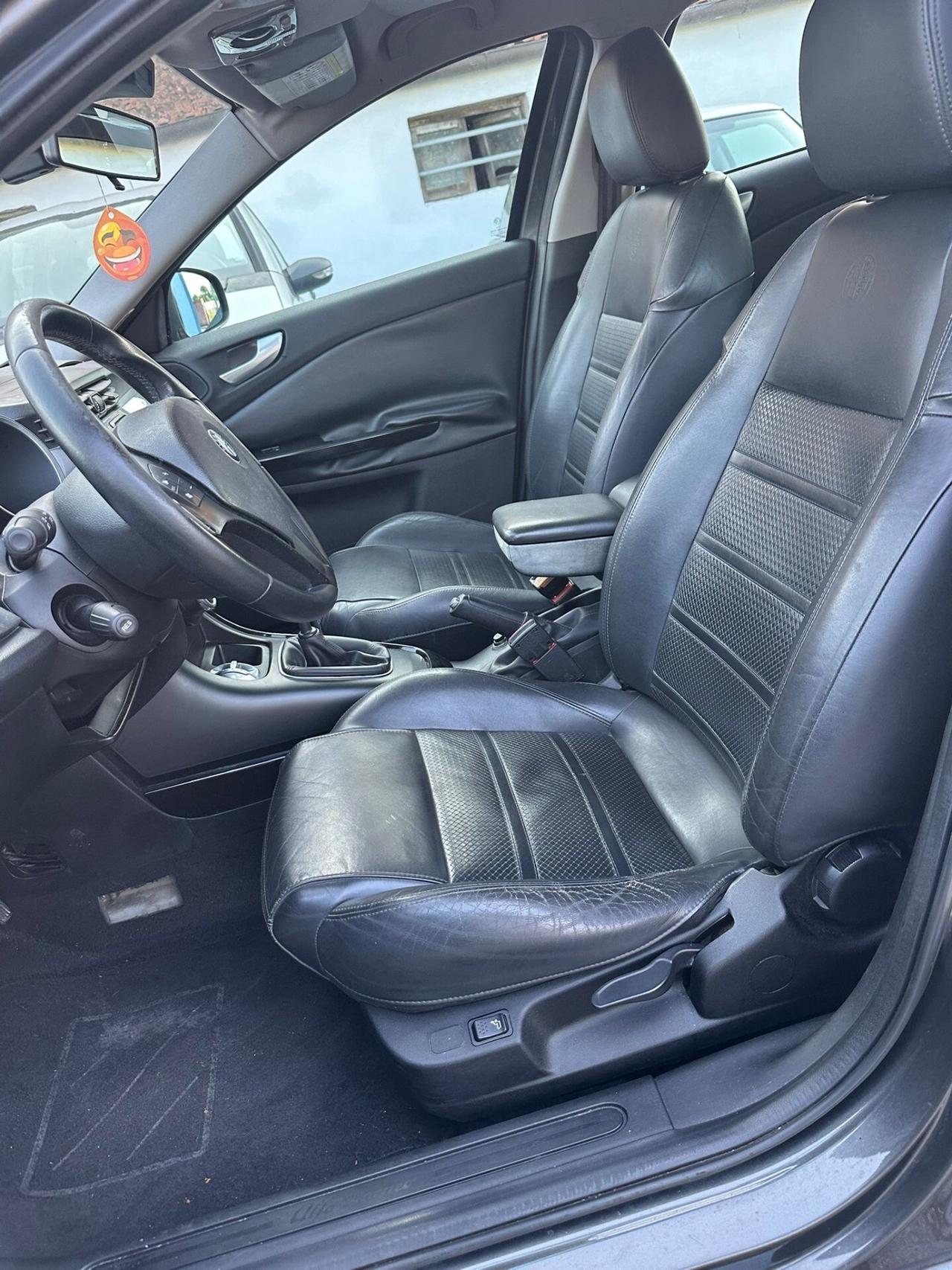 Alfa Romeo Giulietta 1.6 JTDm-2 105 CV Exclusive