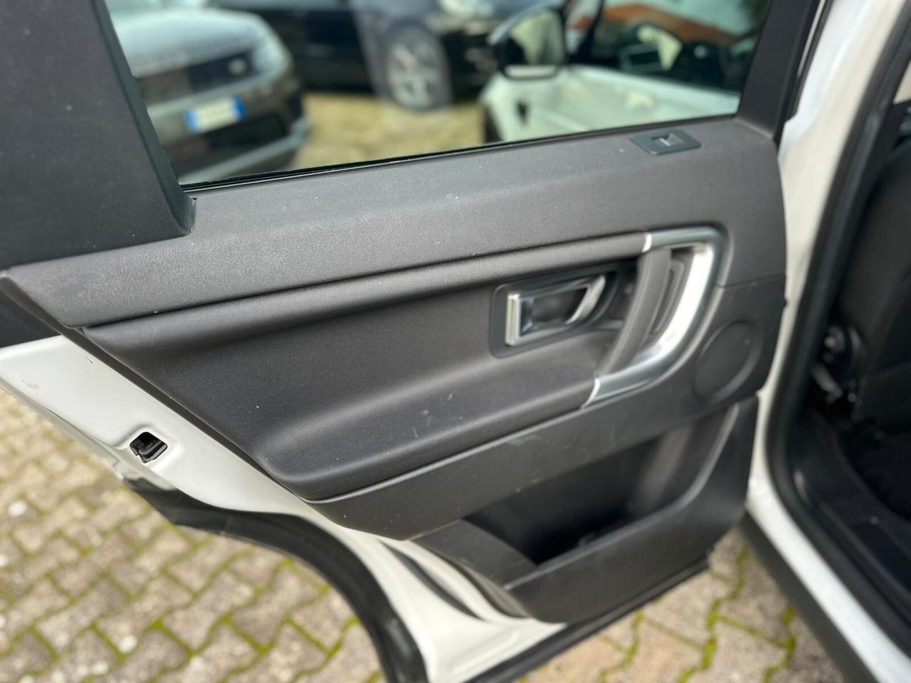 Land Rover Discovery Sport 2.0 TD4 150 CV HSE Luxury AUTOMATICO BI-COLOR