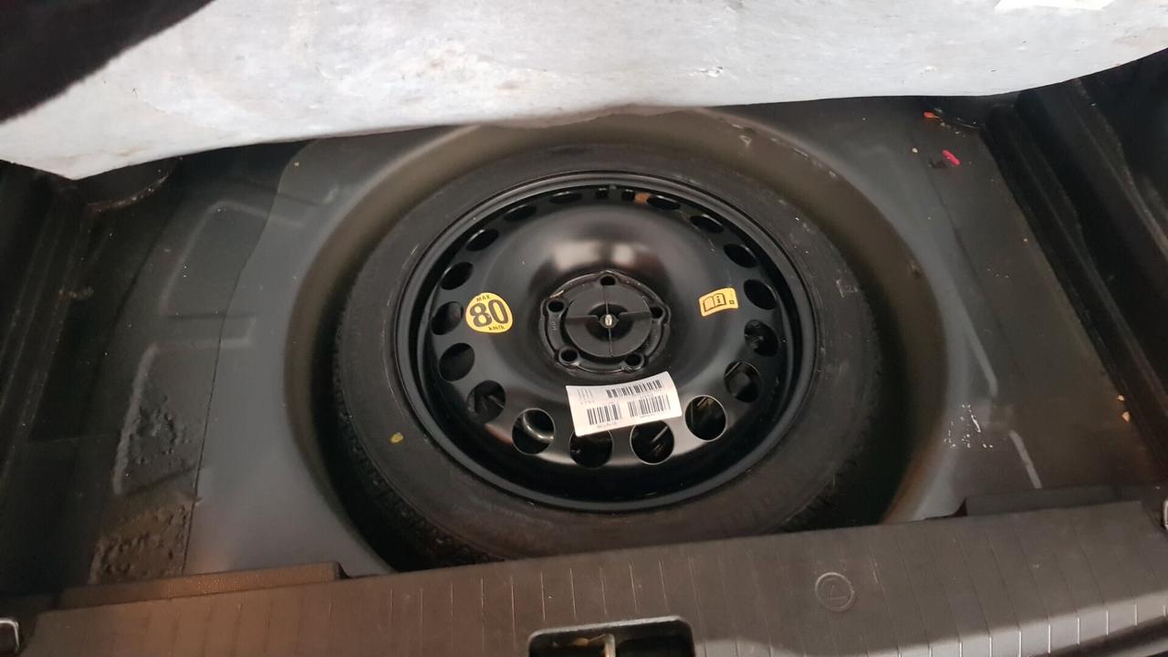 Opel Meriva CATENA E FRIZIONE NUOVE!!!