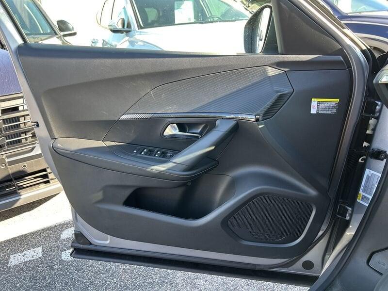 Peugeot 2008 II 2023 1.2 puretech Allure s&s 100cv