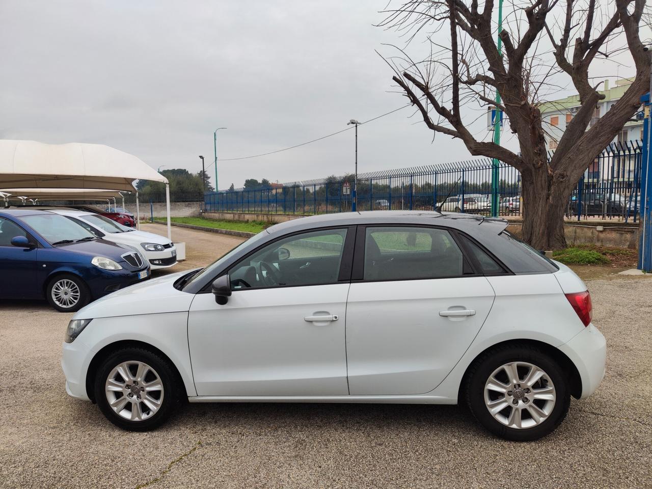 Audi A1 1.6 TDI Ambition 90 Cv del 2012