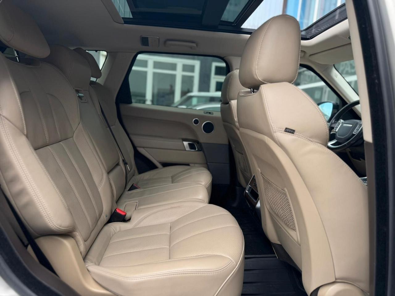 Land Rover Range Sport 3.0 TDV6 HSE Dynamic