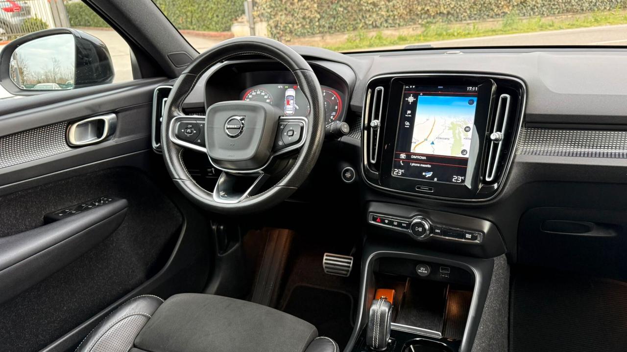 Volvo XC40 D3 R-design