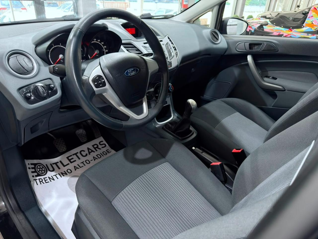 FORD FIESTA 1.2 BENZINA 60CV NEOPATENTATI 80.000km