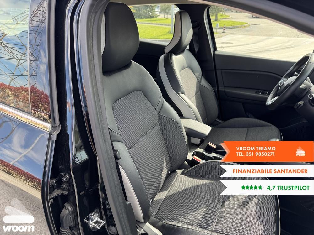 RENAULT Captur Plug-in Hybrid E-Tech 160 CV Intens