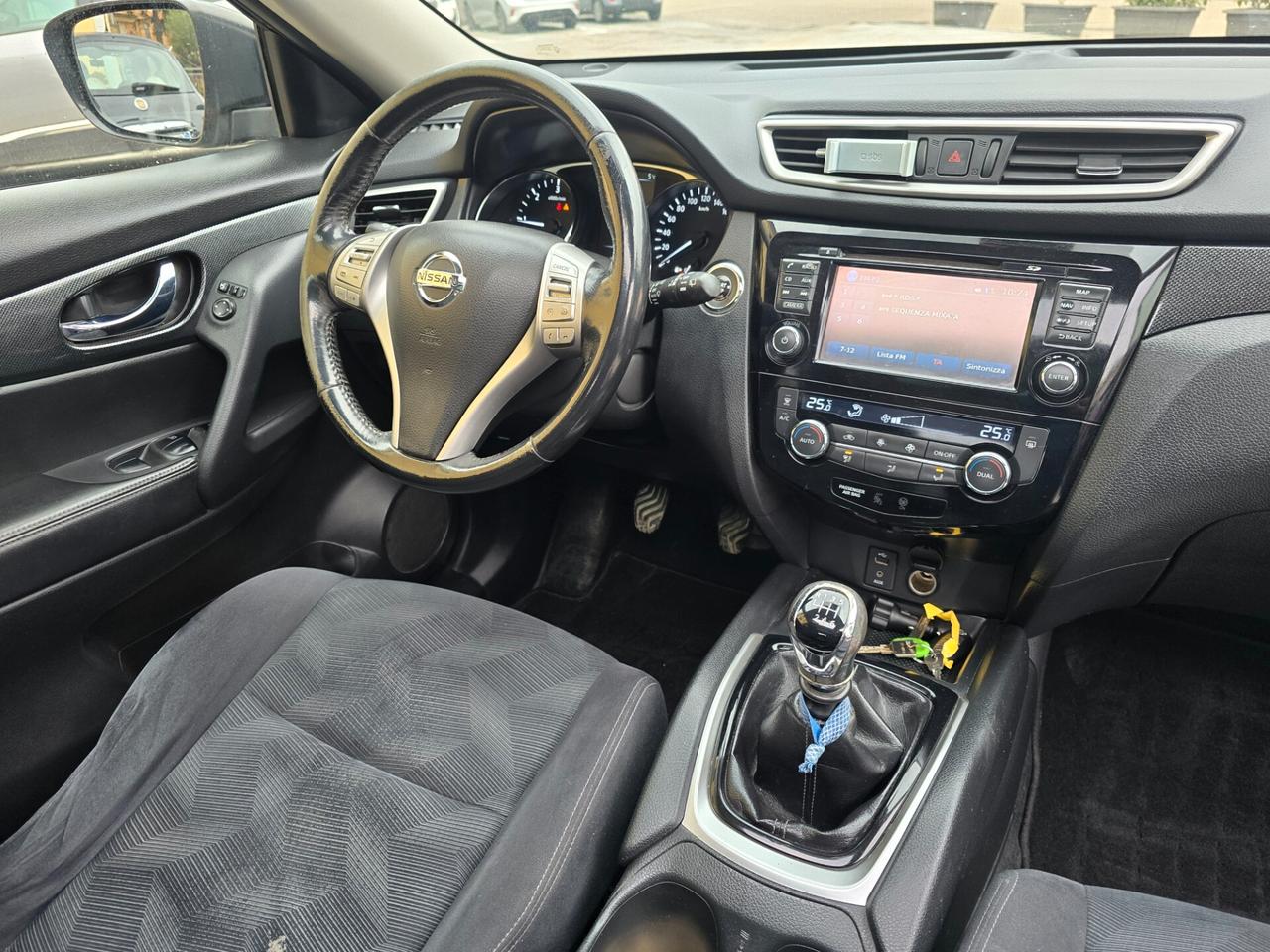 Nissan X-Trail 1.6 dCi 2WD Tekna ( 7 POSTI)