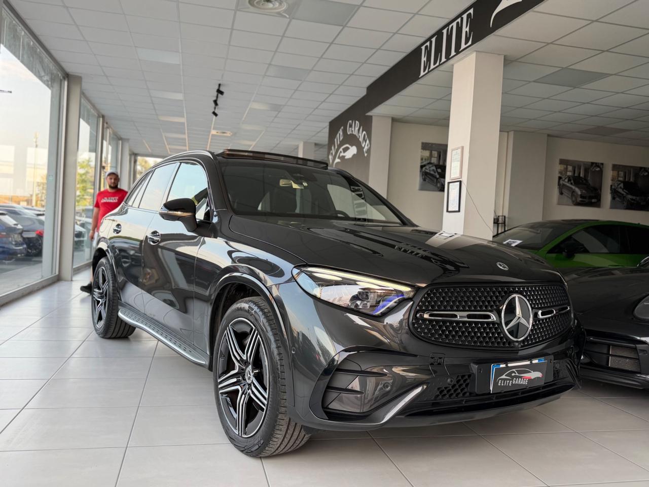 M.B GLC 300 4Matic Mild Hybrid AMG Line Premium Plus
