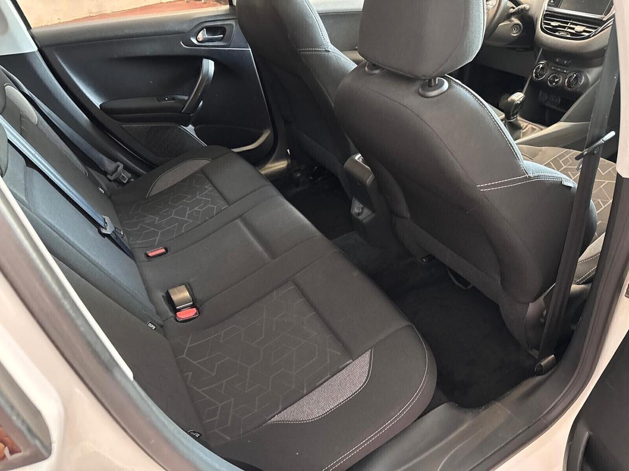 Peugeot 2008 PURE TECH 82 ALLURE GPL NEOPATENTATI