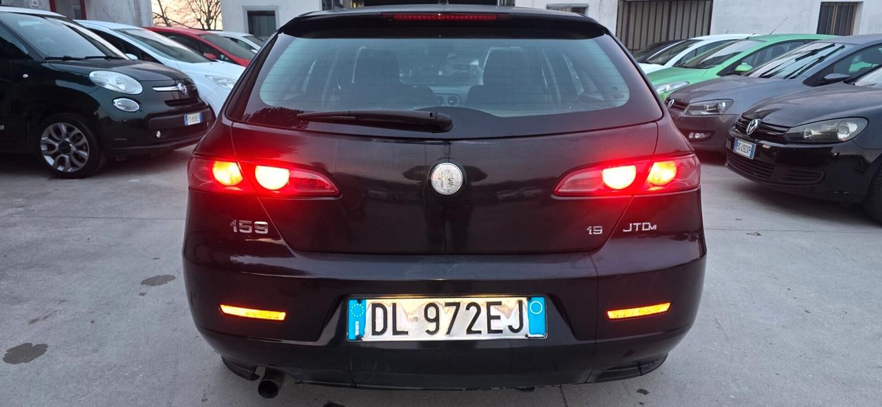 Alfa 159 tutta apena revisionata e batteria nuova