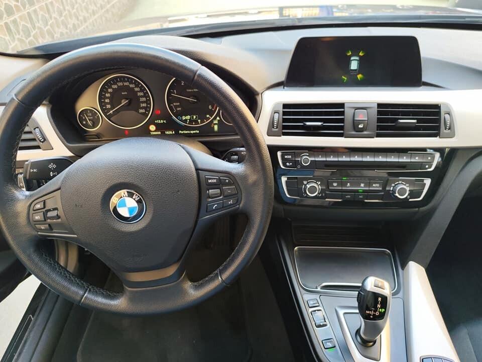 Bmw 318d Touring Bus. Advantage 150cv - 2019