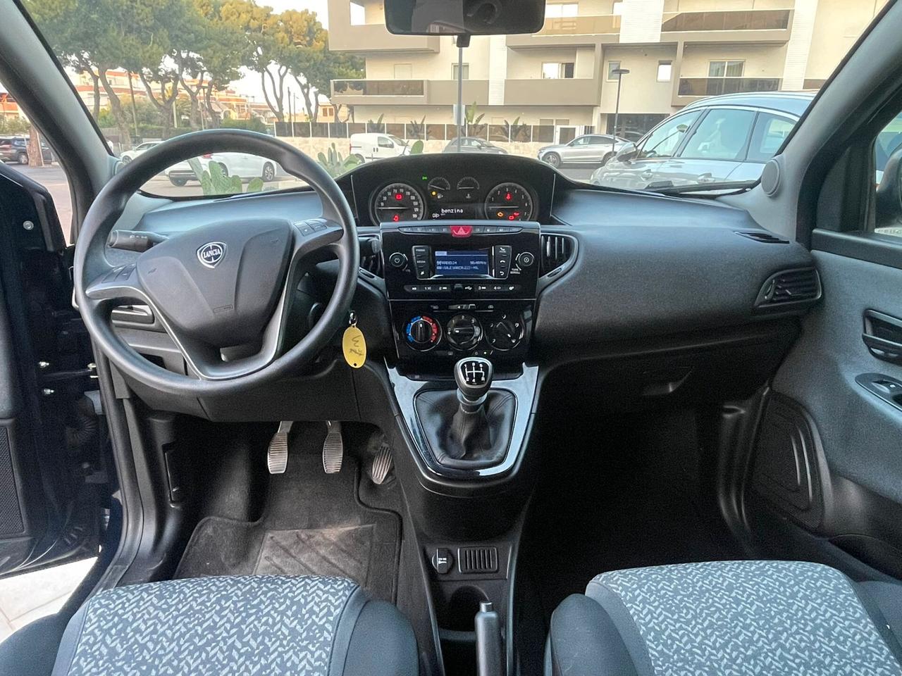 Lancia Ypsilon 0.9 TwinAir 85 CV 5 porte Metano Ecochic Elefant.Blu