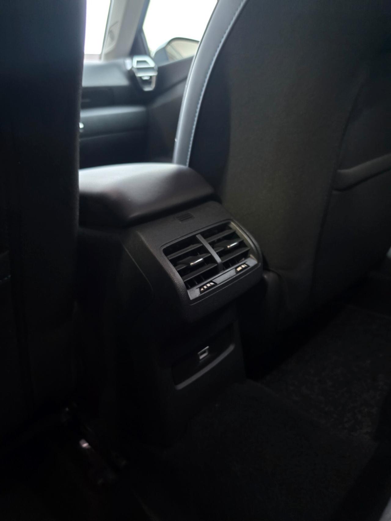 Citroen C4 BlueHDi 130 S&S EAT8 Shine