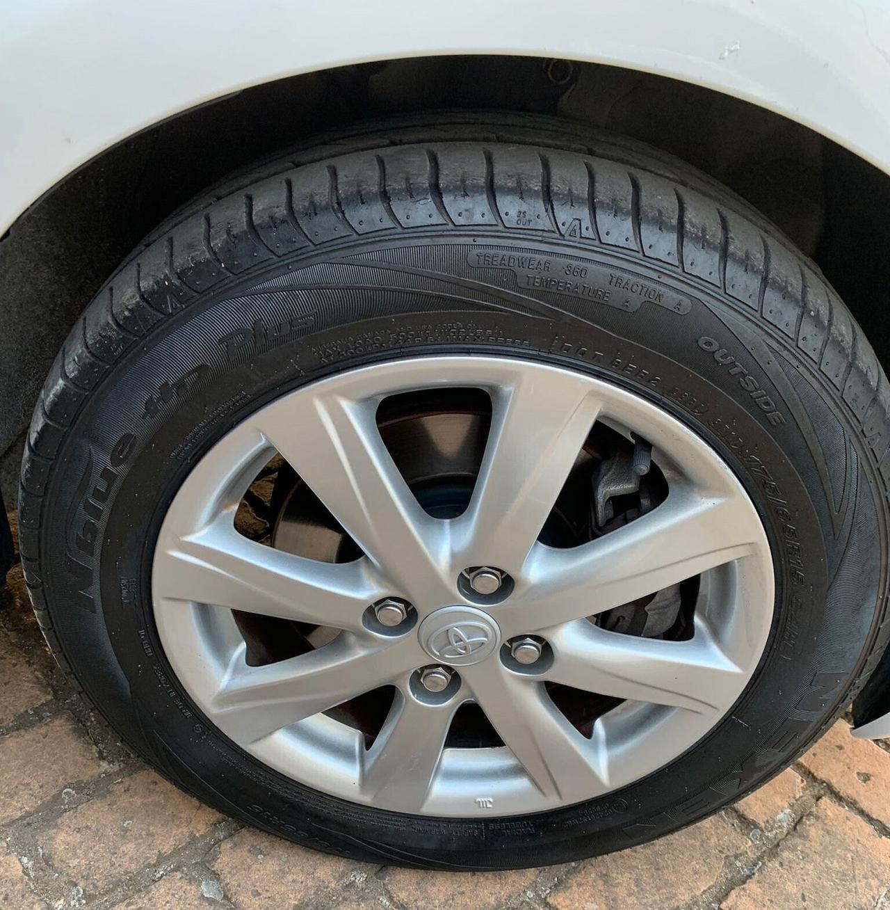 Toyota Yaris 1.5 Hybrid 5 porte Lounge