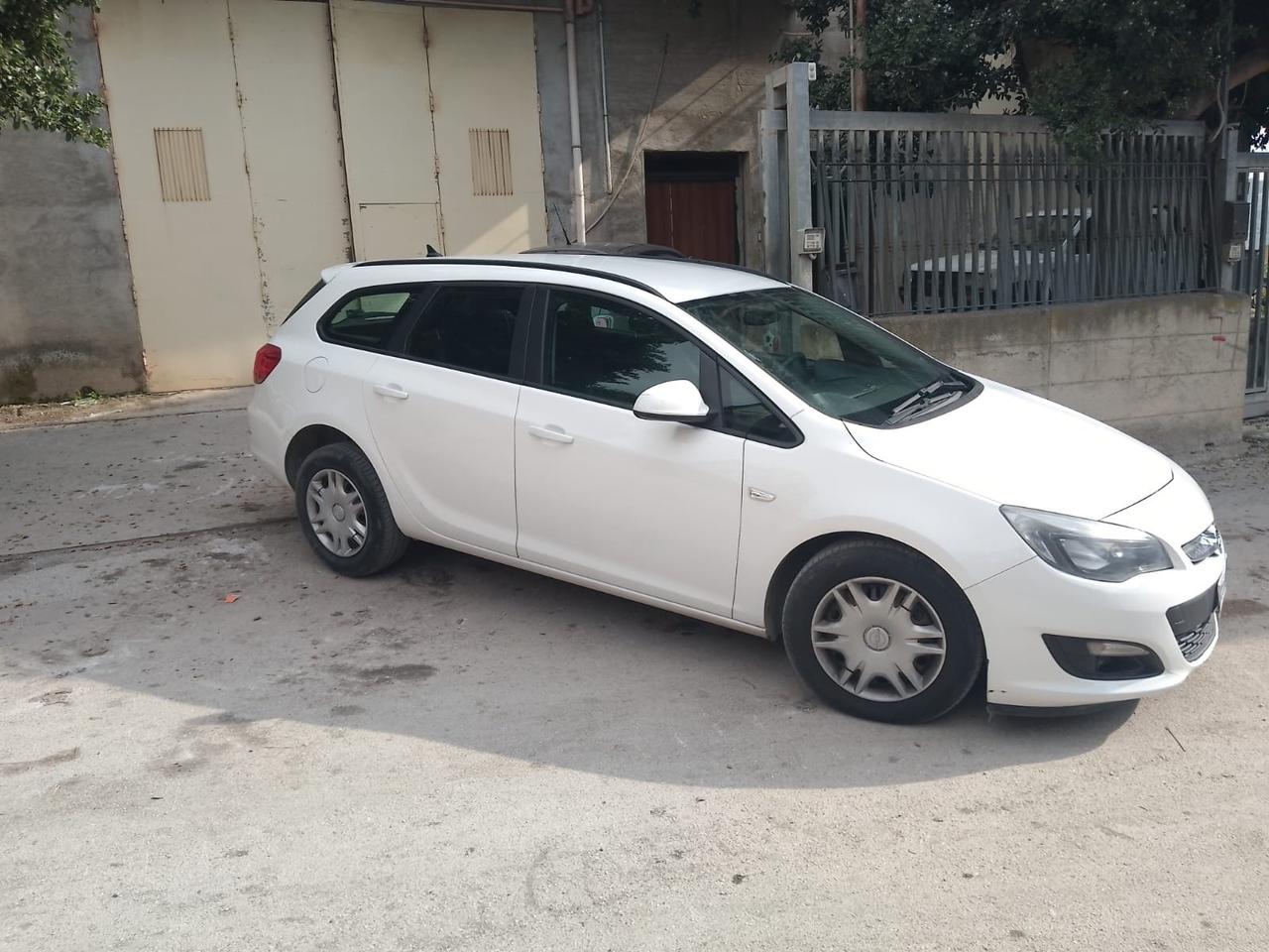 Opel Astra 1.6 CDTI EcoFLEX S&S Sports Tourer Cosmo