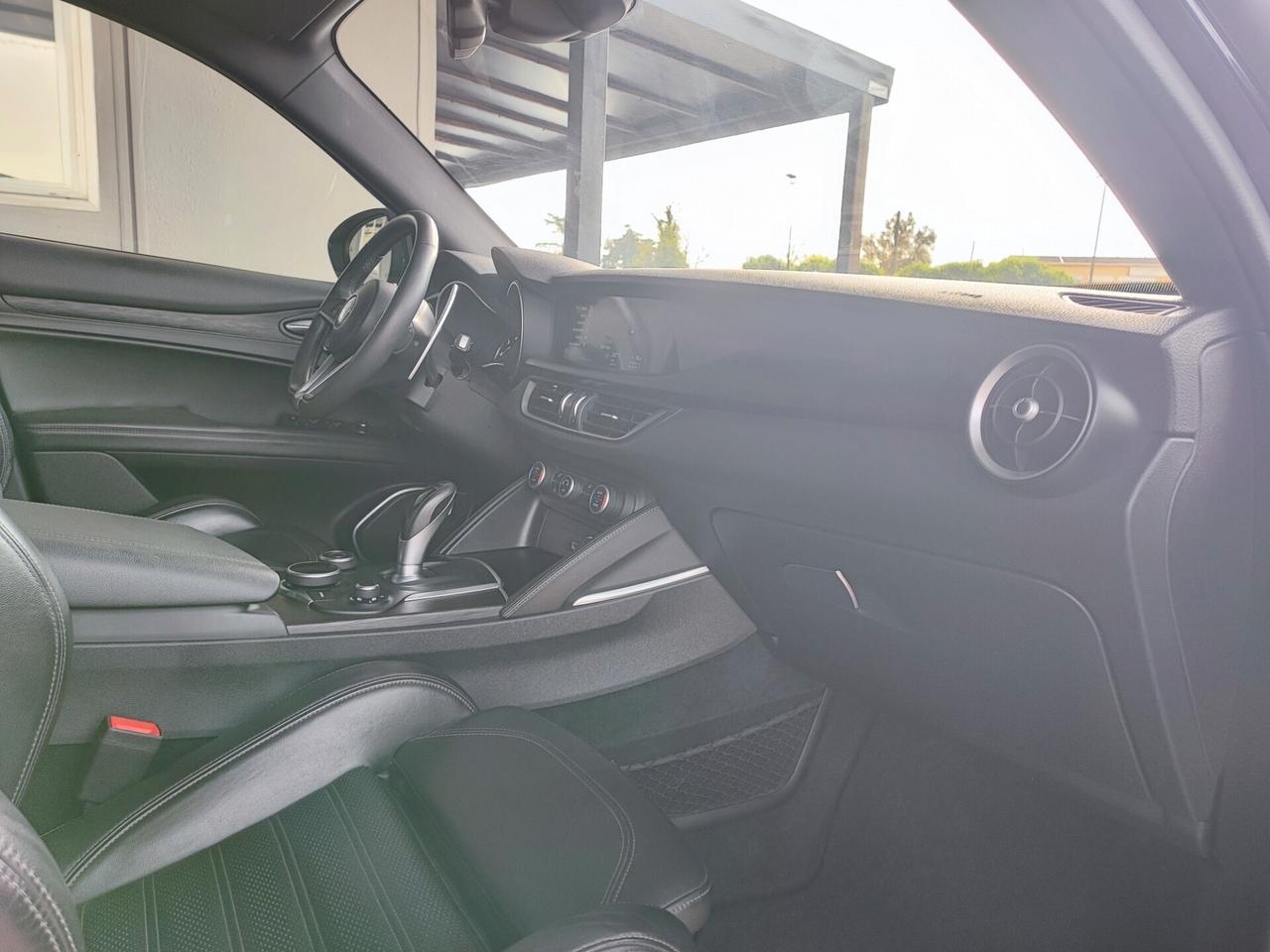 Alfa Romeo Stelvio 2.2 Turbodiesel 210 CV AT8 Q4 Super